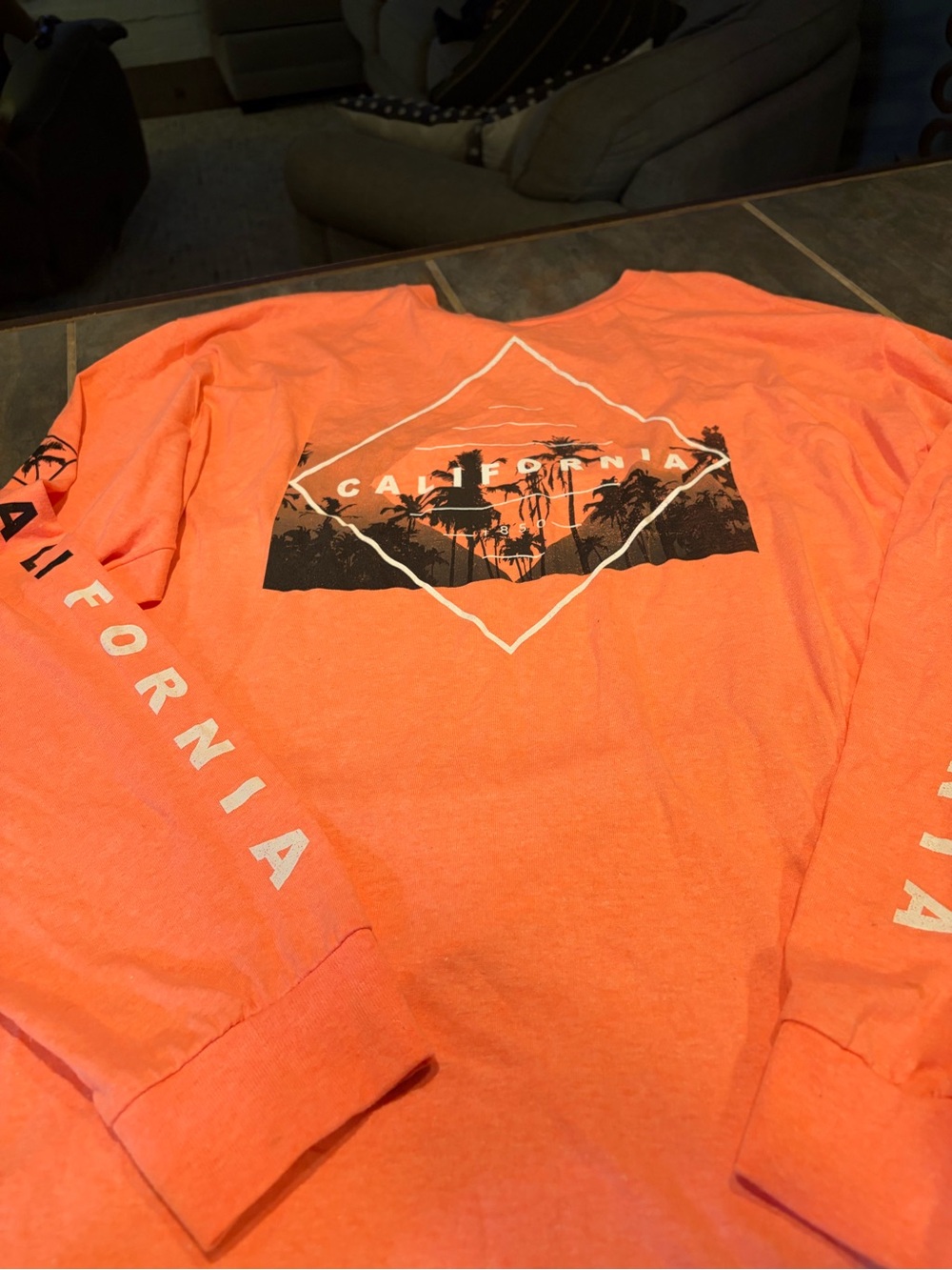 urban pipeline Coral Graphic California Long-Sleeve Tee